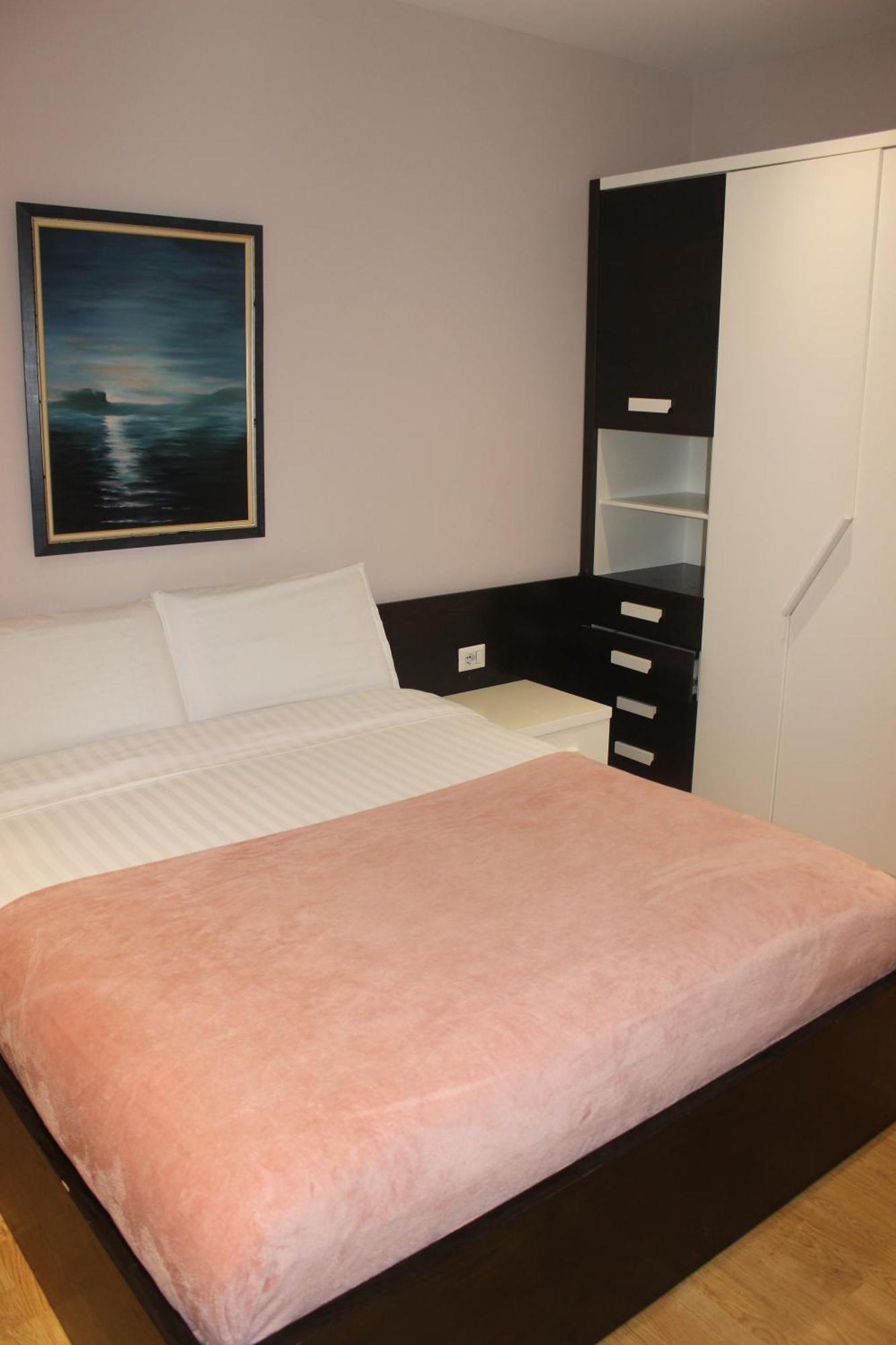 Luxury Blloku Tirana Apartment Экстерьер фото